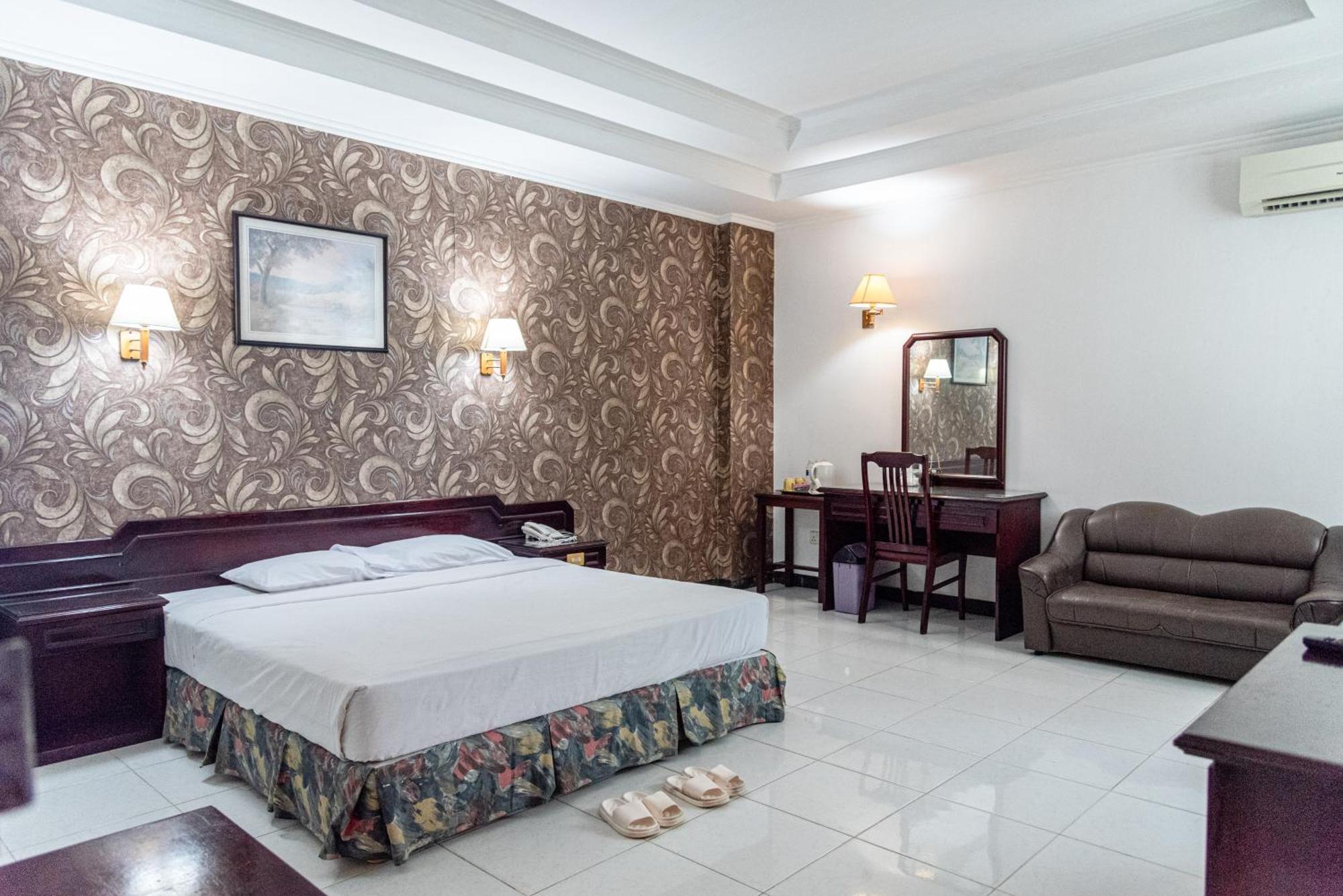 Melin Hotel Tanjungpinang Exterior foto